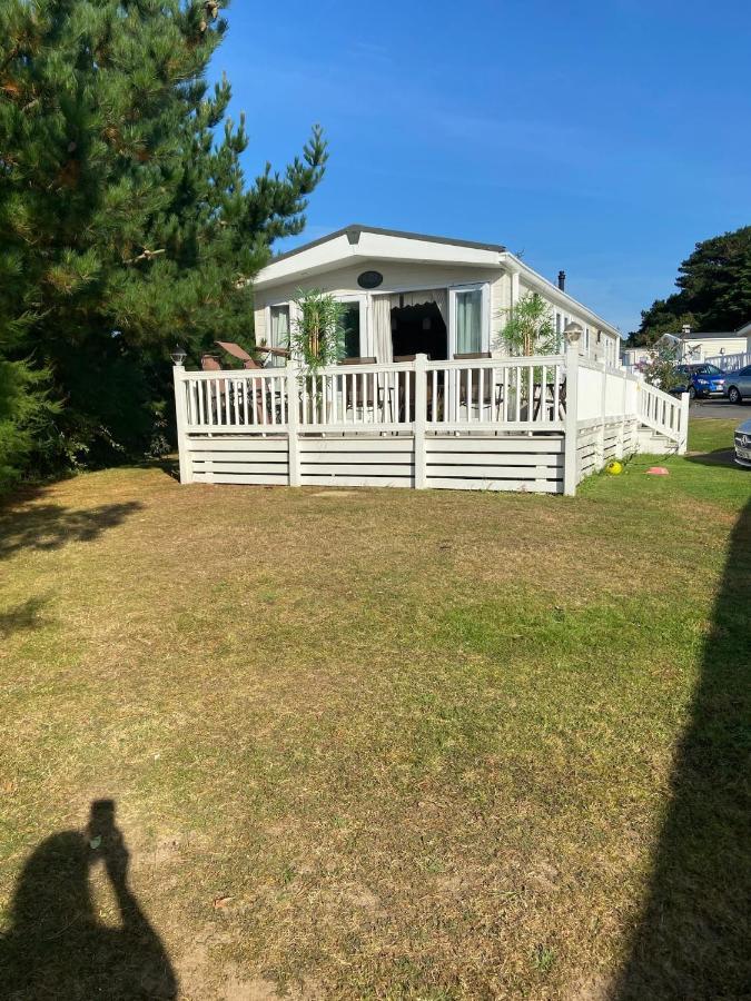 New Forest Retreat Shorefield Country Park Lymington Bagian luar foto